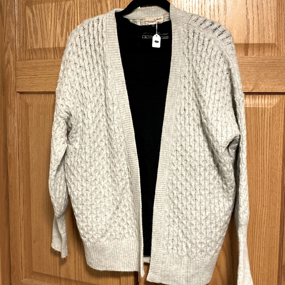 **LIKE NEW** Universal Thread Womens cardigan